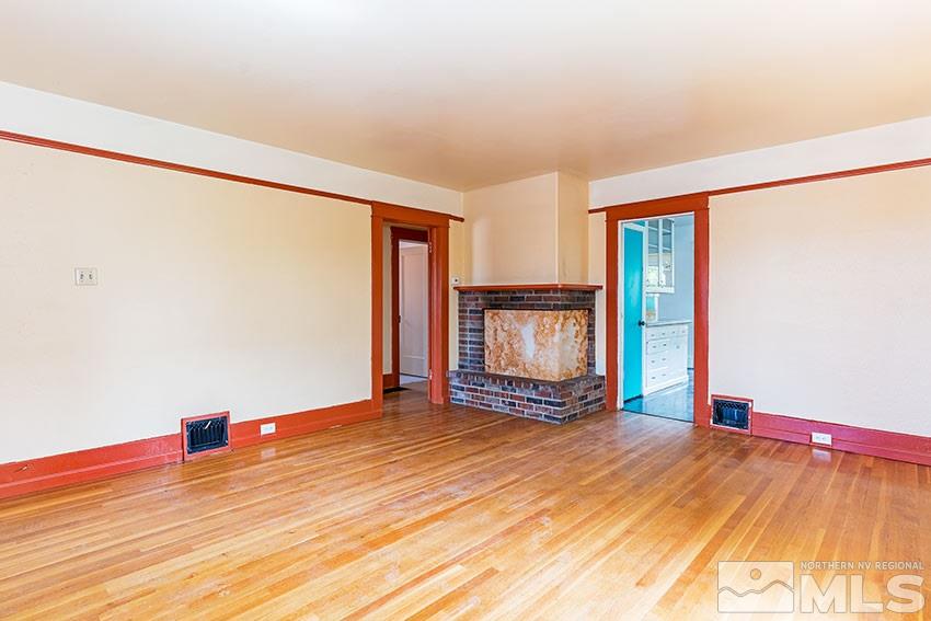 454 Moran Street Reno, NV 89502 - Photo 4 of 20 Photo 4