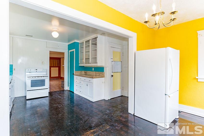 454 Moran Street Reno, NV 89502 - Photo 7 of 20 Photo 7