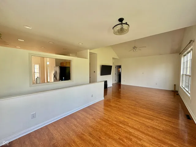 $379,000 | 1230 Boxwood Court, Columbus, IN 47201