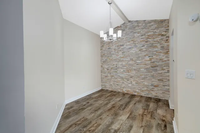 $284,999 | 9724 West Creek Road, Unit E2, Palos Park, IL 60464