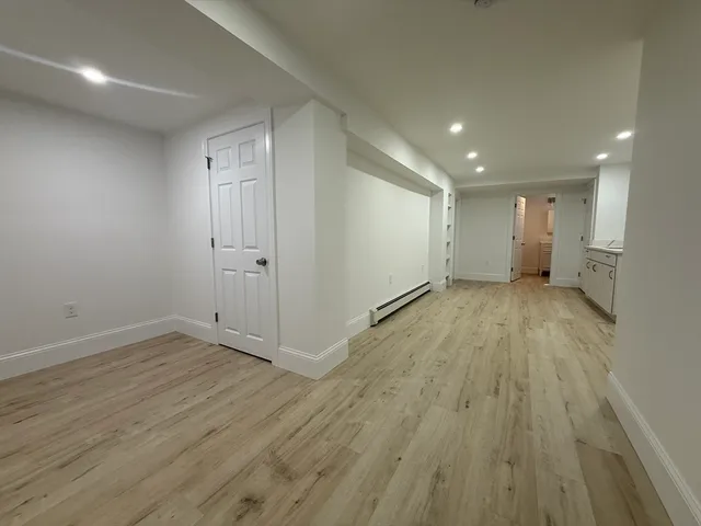 $3,700 | 337 Centre Street, Unit A, Boston, MA 02130