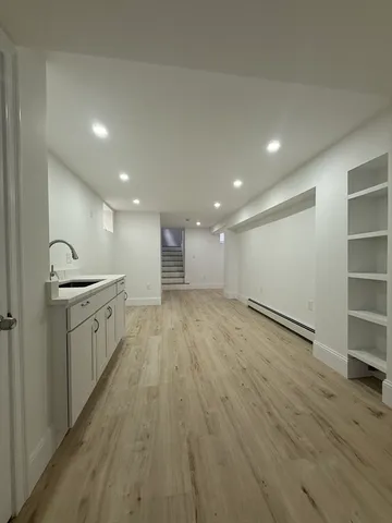 $3,700 | 337 Centre Street, Unit A, Boston, MA 02130