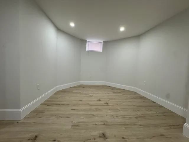 $3,700 | 337 Centre Street, Unit A, Boston, MA 02130