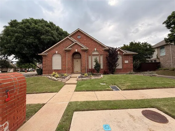 $2,850 | 8640 Woodcreek Drive, Irving, TX 75063