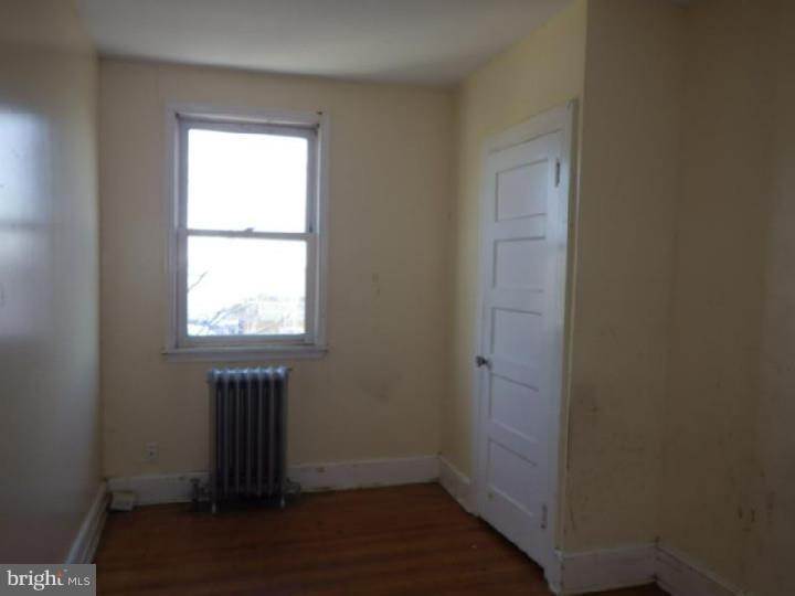 107 Harvin Road Upper Darby, PA 19082 - Photo 8 of 16
