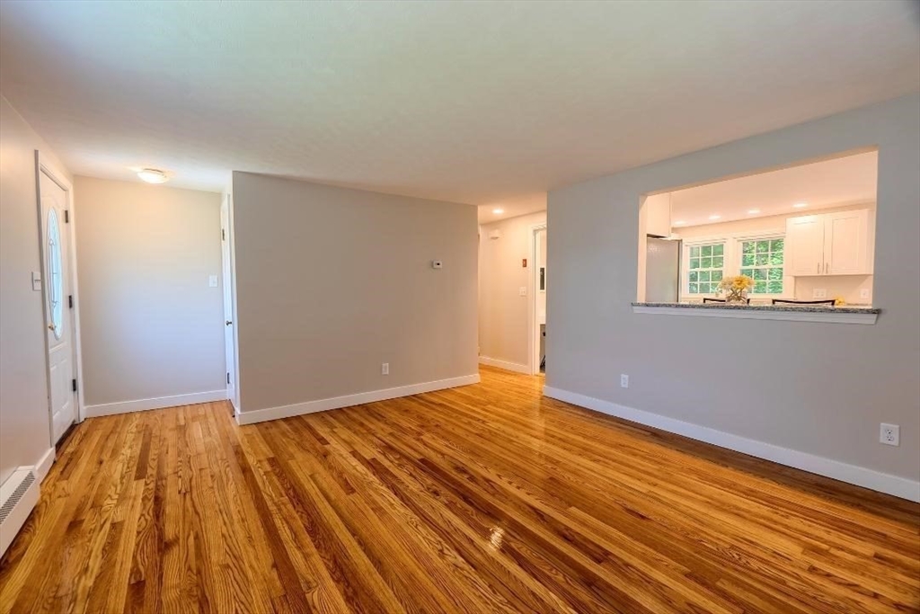 2 Bay Edge Lane Worcester, MA 01604 - Photo 10 of 23