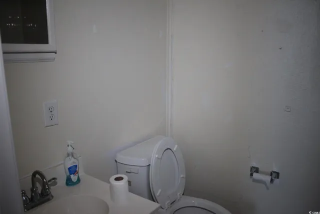 $975 | 1500 Chester Street, Unit 1, Myrtle Beach, SC 29577