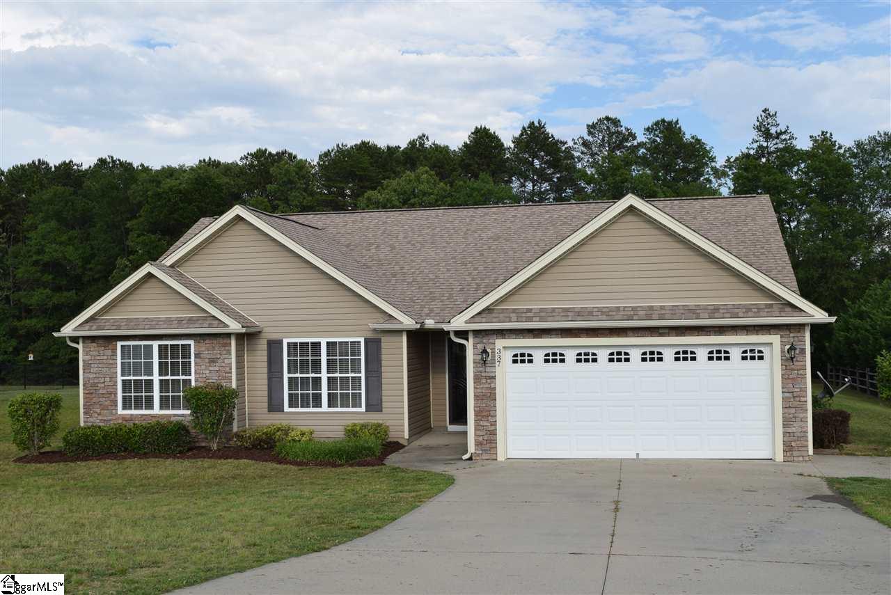 337 Granny Doris Boulevard Inman, SC 29349 - Photo 1 of 34 Gallery Image 1