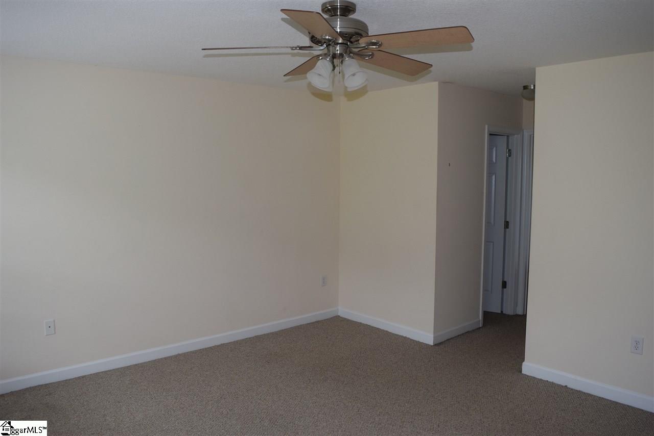 337 Granny Doris Boulevard Inman, SC 29349 - Photo 5 of 34 Gallery Image 5