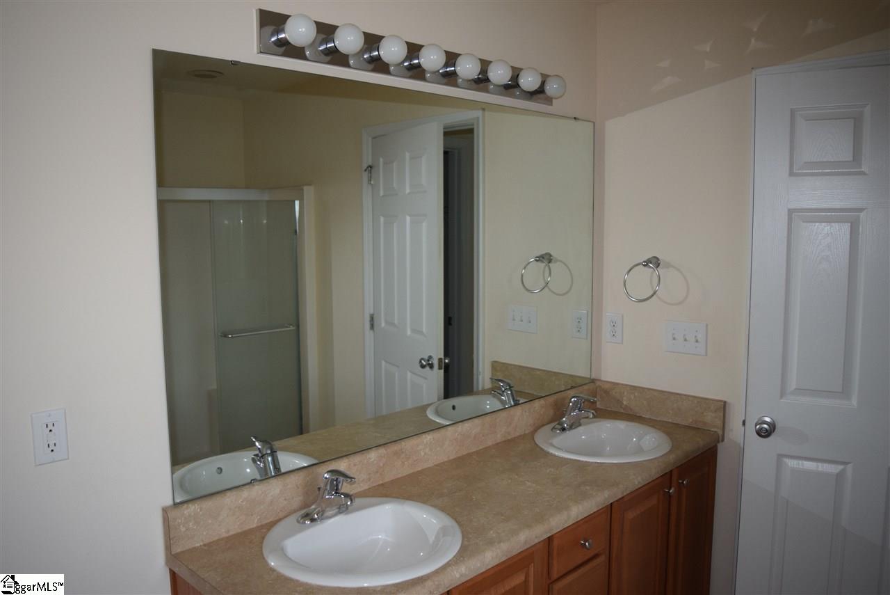 337 Granny Doris Boulevard Inman, SC 29349 - Photo 8 of 34 Gallery Image 8