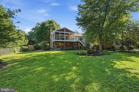 $850,000 | 4407 Aragon Place, Alexandria, VA 22309