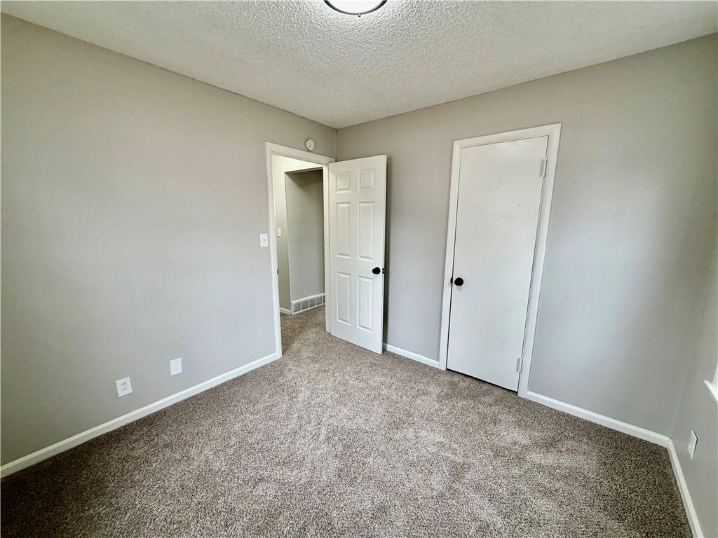 223 Bannister Road Kansas City, MO 64114 - Photo 12 of 17