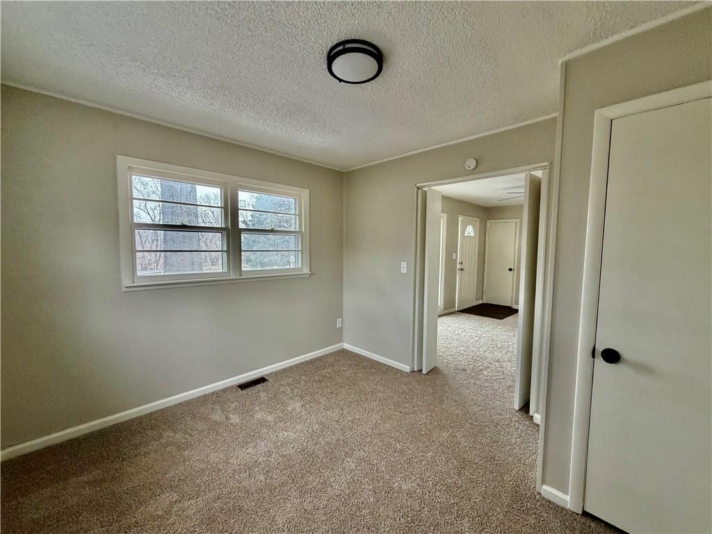 223 Bannister Road Kansas City, MO 64114 - Photo 8 of 17