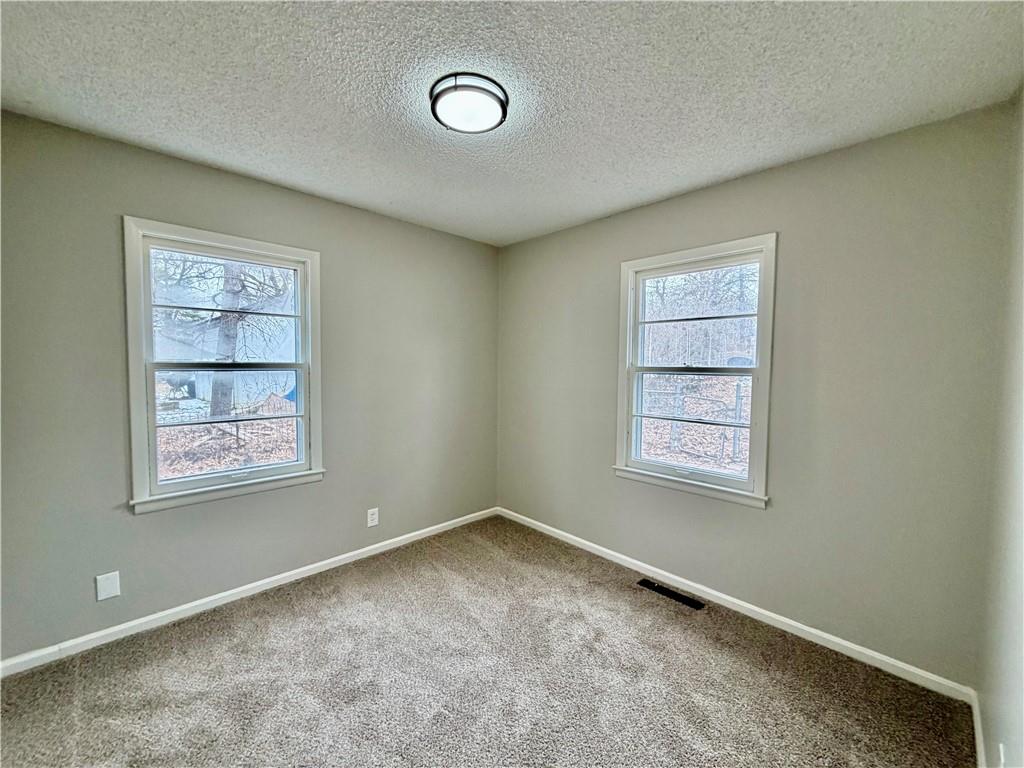 223 Bannister Road Kansas City, MO 64114 - Photo 10 of 17