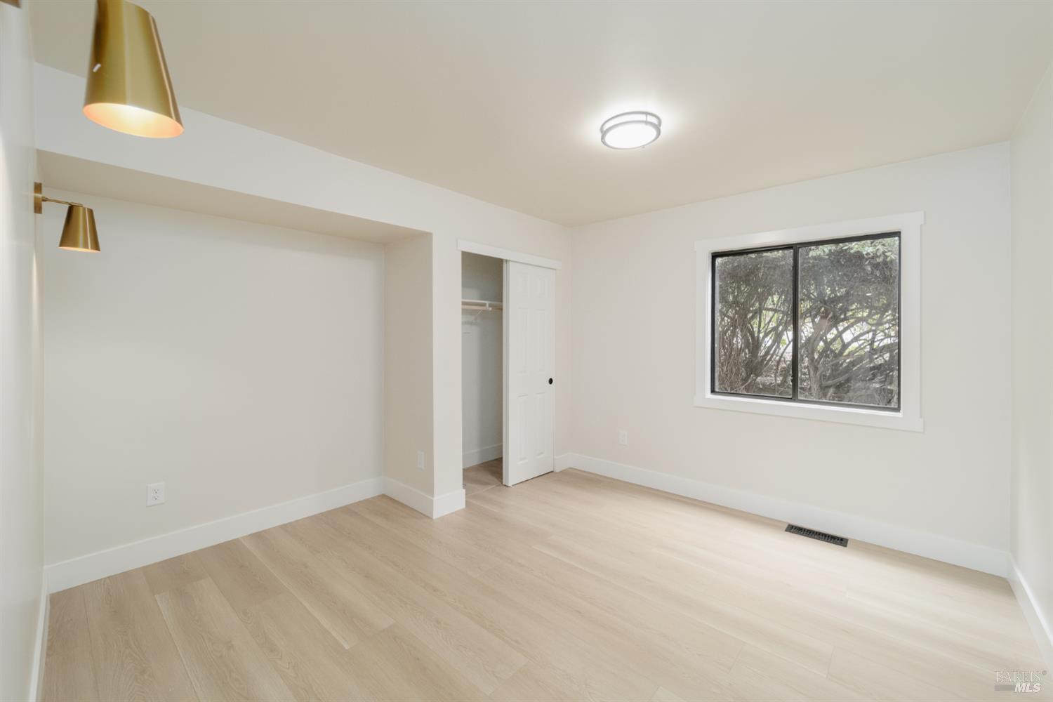 8061 Elphick Road Sebastopol, CA 95472 - Photo 23 of 52 Gallery Image 23