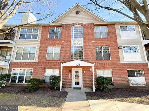 $149,900 | 19 Ashlar Hill Court, Unit 19, Baltimore, MD 21234