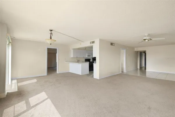 $310,000 | 225 Country Club Drive, Unit F1401, Largo, FL 33771