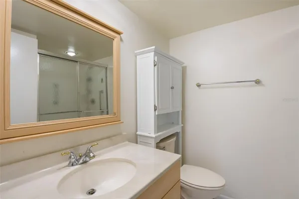 $310,000 | 225 Country Club Drive, Unit F1401, Largo, FL 33771