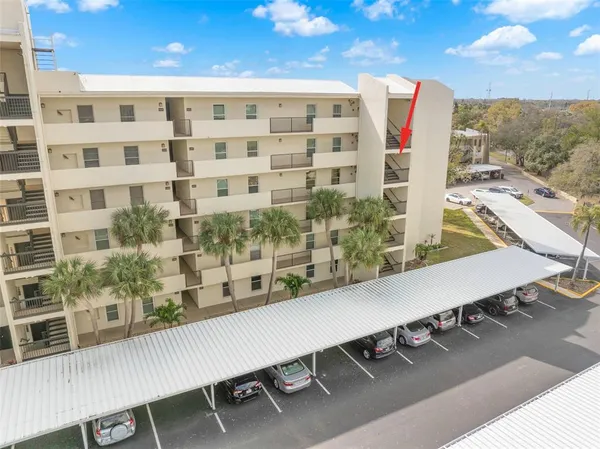 $310,000 | 225 Country Club Drive, Unit F1401, Largo, FL 33771