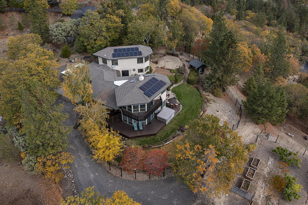 2255 Johns Peak Road Central Point, OR 97502 - Photo 36 of 36 Arial 5