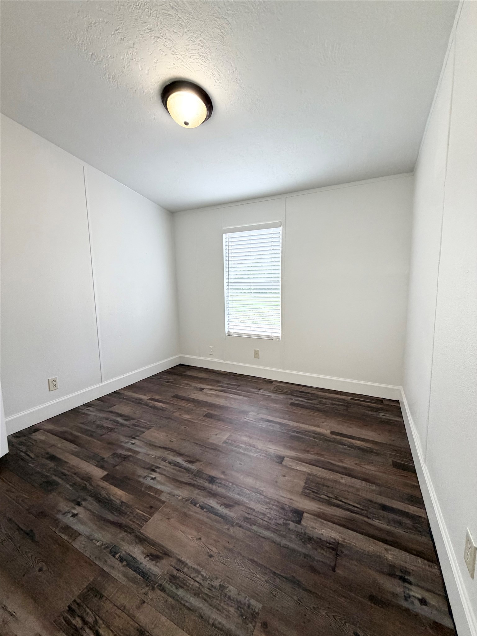 5323 North Redell Road Baytown, TX 77521 - Photo 10 of 16 Gallery Image 10