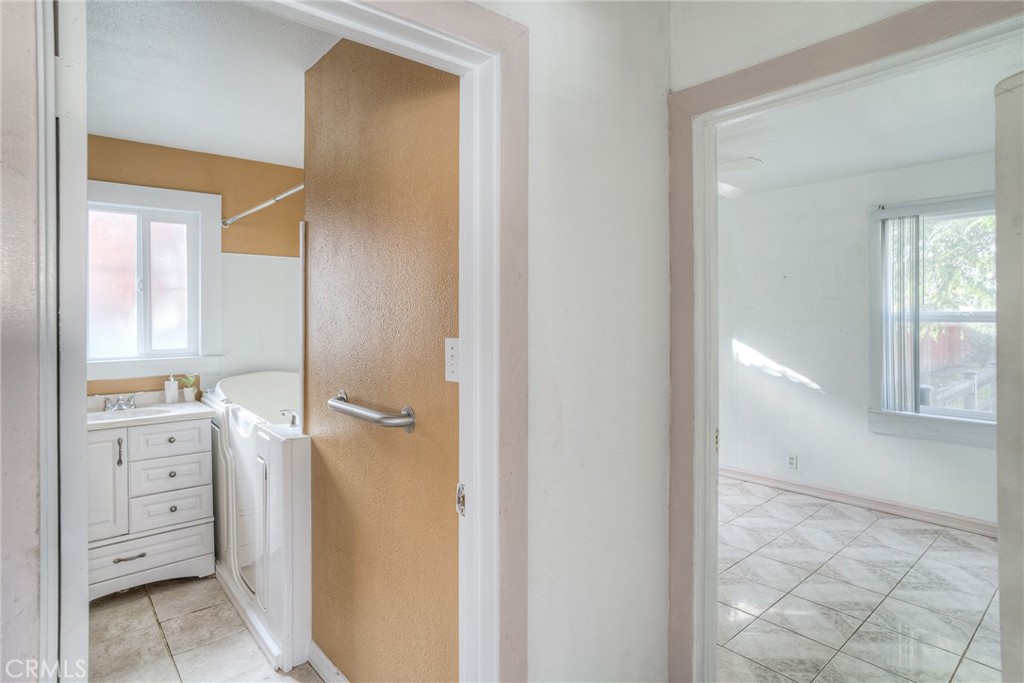 1568 Link Street Corning, CA 96021 - Photo 18 of 28