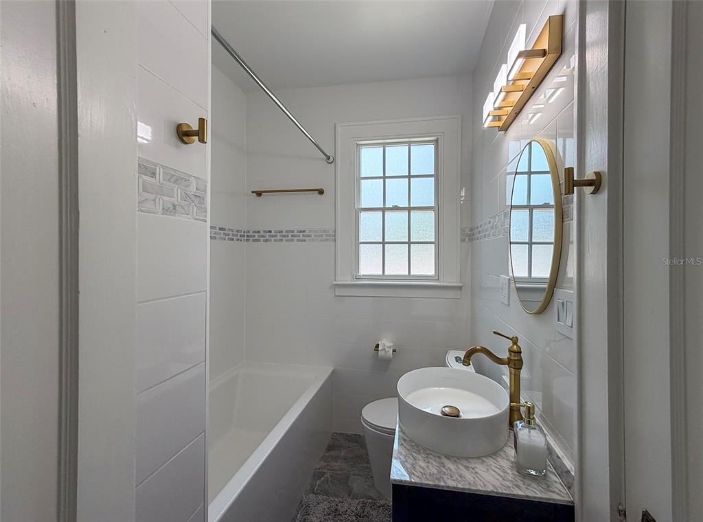 417 Southwest 10th Street Gainesville, FL 32601 - Photo 21 of 50