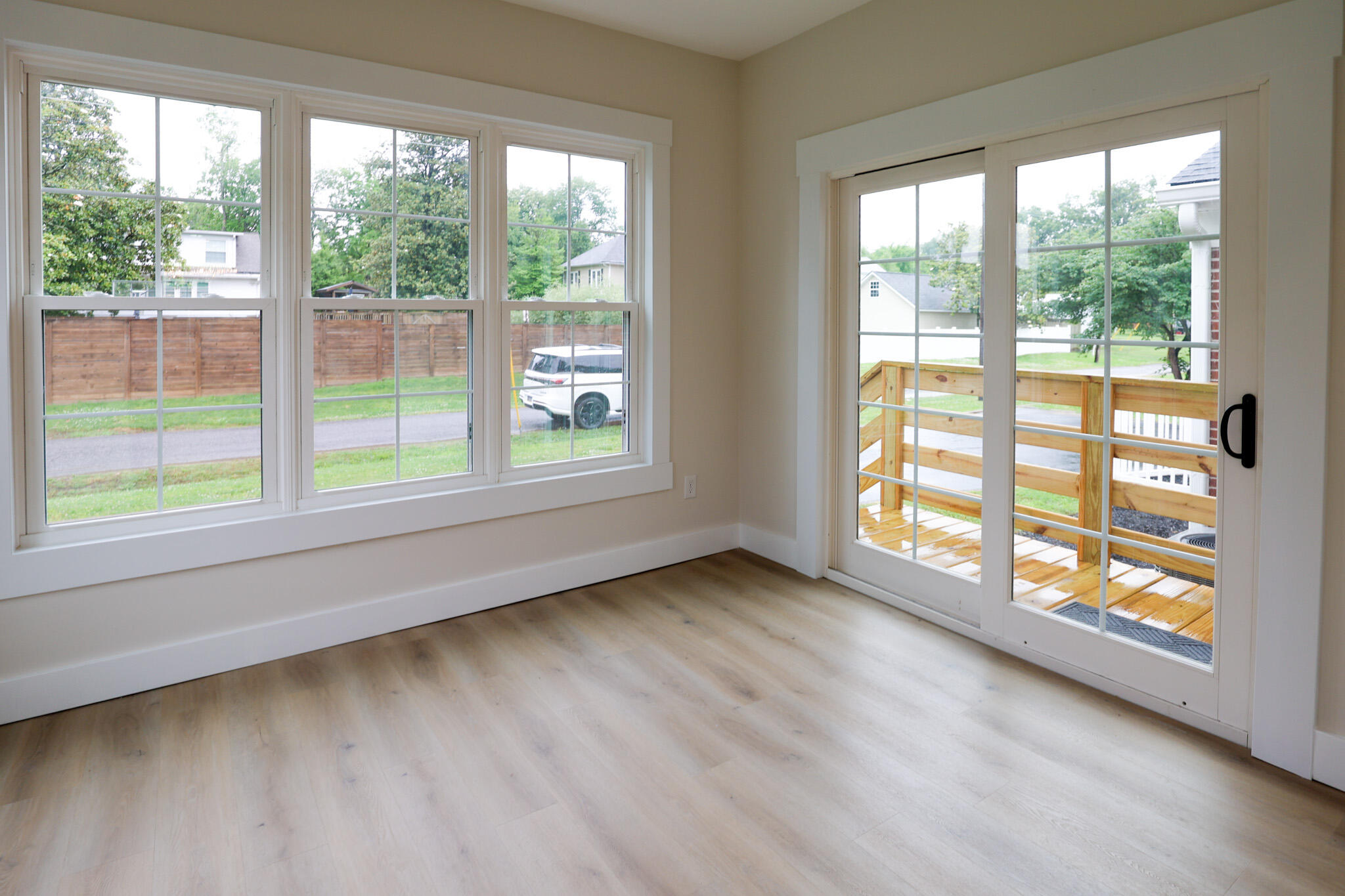 603 West Jefferson Street Paducah, KY 42001 - Photo 18 of 46 Sunroom/Office/Flex Space
