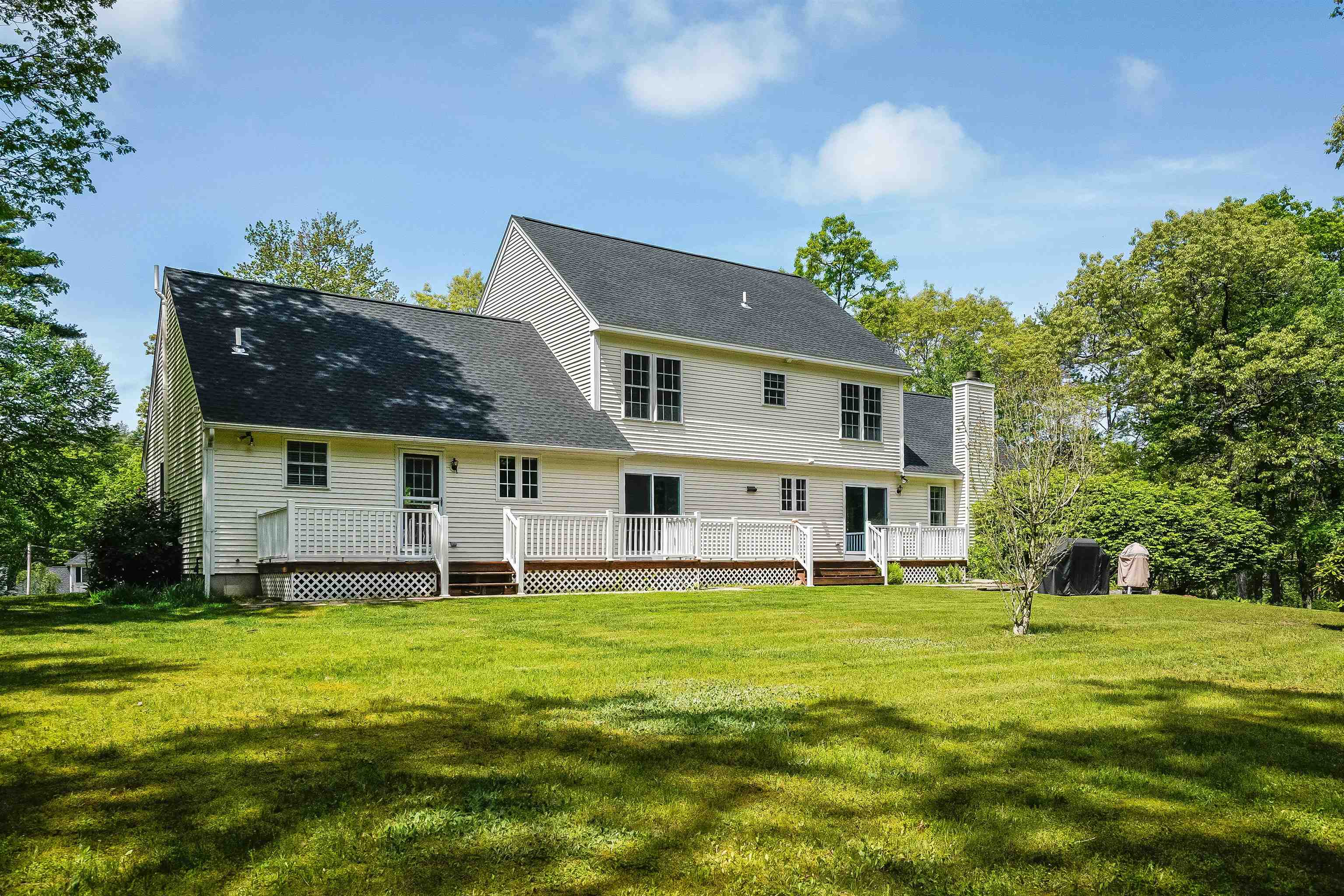 73 Woodward Road Merrimack, NH 03054 - Photo 36 of 40