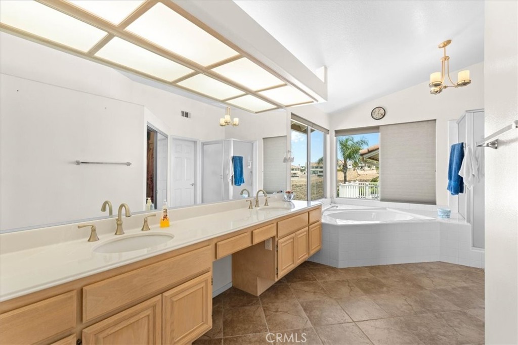 16353 East Peak Court Riverside, CA 92503 - Photo 32 of 55