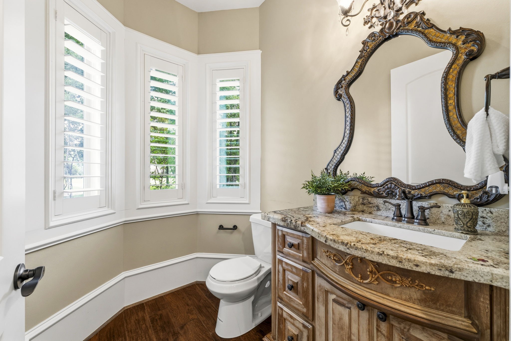27402 Jacob's Path Lane Spring, TX 77386 - Photo 23 of 48 Located down a private hallway away from the main living areas, the conveniently situated half bath offers comfort and accessibility for guests. Positioned adjacent to the study, it enhances the functionality of this quiet wing of the home while maintaining privacy from the primary entertaining spaces.