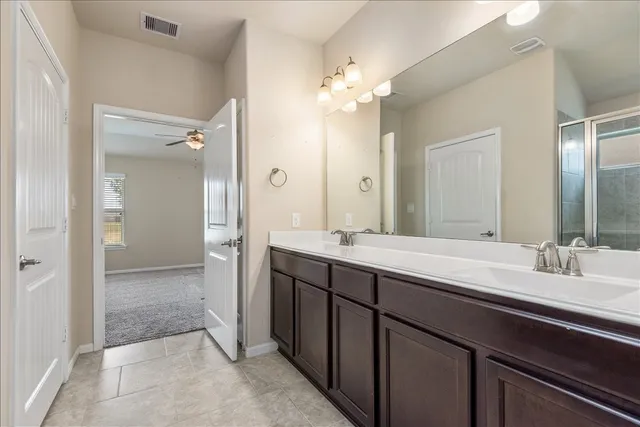 $349,999 | 3914 Kellys Falls Lane, Katy, TX 77494