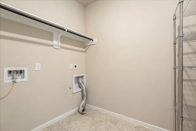 $349,999 | 3914 Kellys Falls Lane, Katy, TX 77494