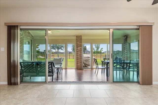 $349,999 | 3914 Kellys Falls Lane, Katy, TX 77494