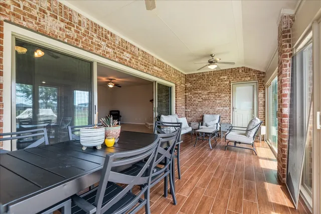 $349,999 | 3914 Kellys Falls Lane, Katy, TX 77494
