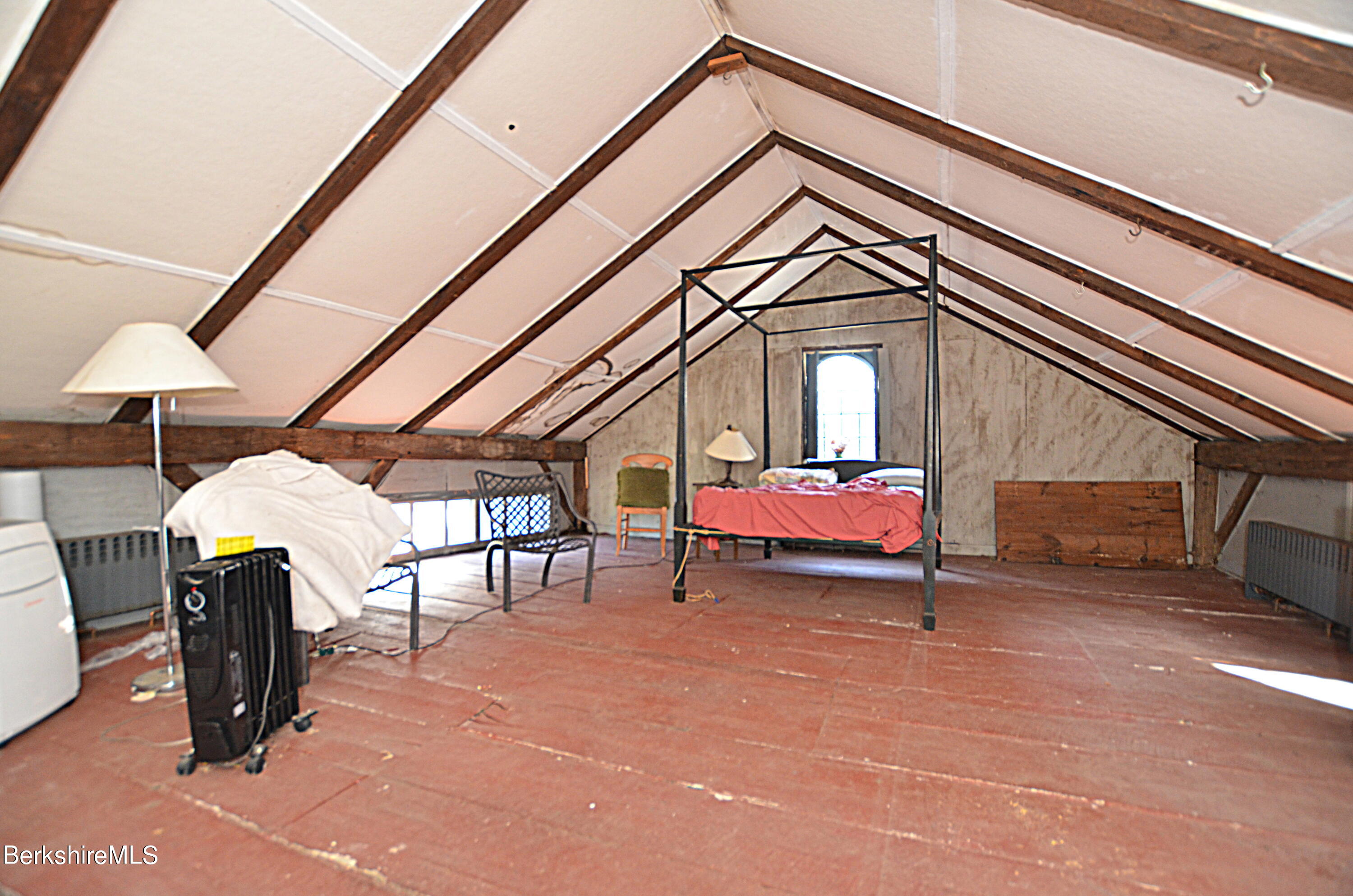 178 New Hartford Road Sandisfield, MA 01255 - Photo 36 of 62 a house view with a seating space