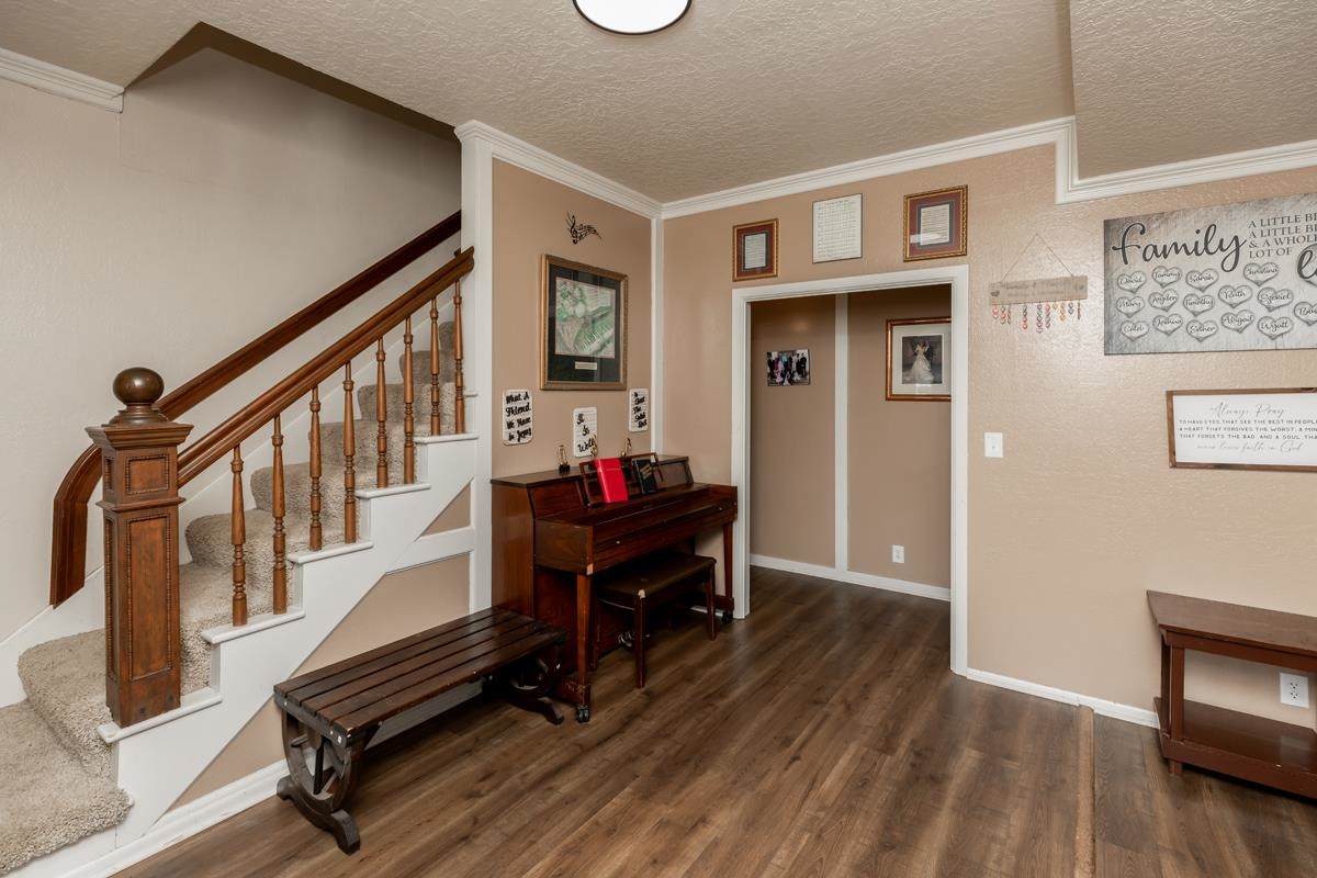 935 Dowlen Road Beaumont, TX 77706 - Photo 4 of 41