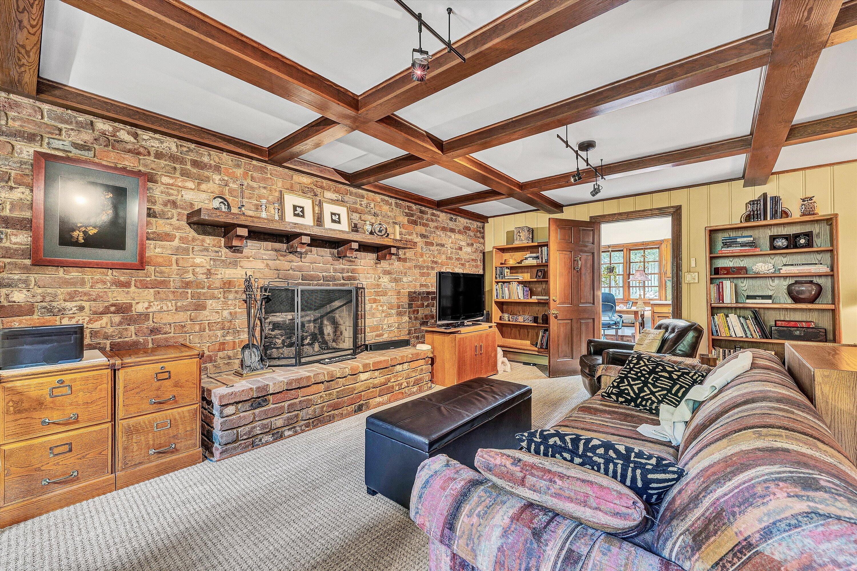 705 Beech Road Salem, VA 24153 - Photo 31 of 80 31-DSC05988