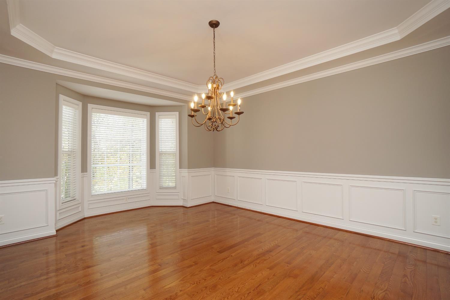 10623 Weil Road Montgomery, OH 45249 - Photo 5 of 43