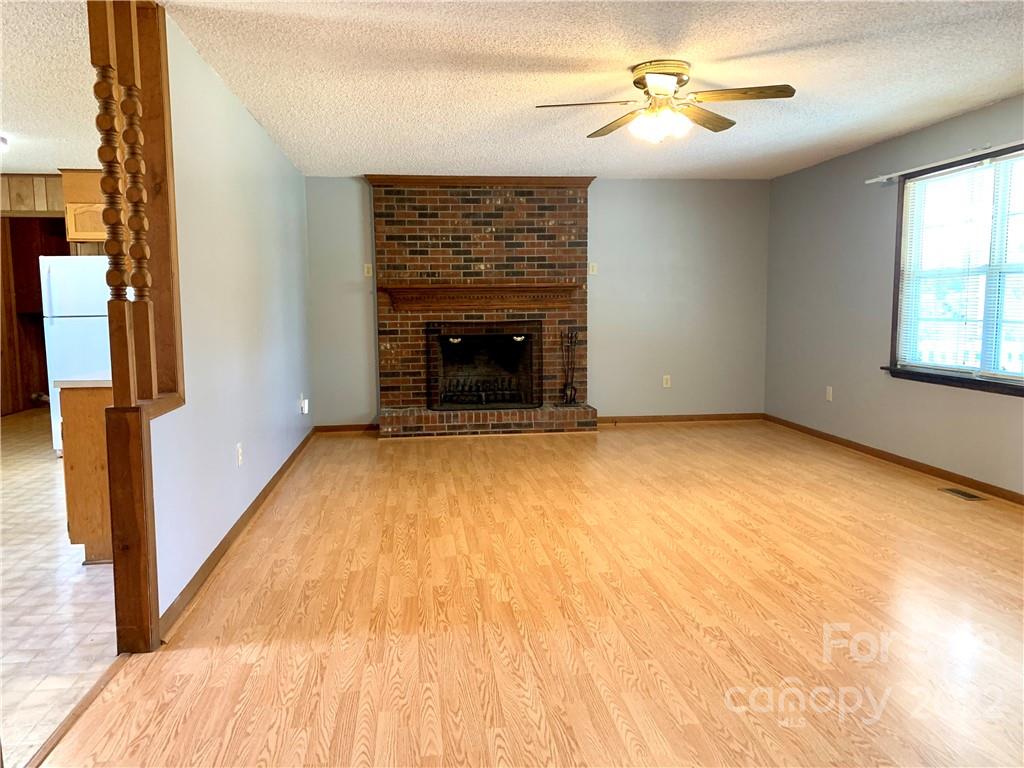1007 Moose Road Kannapolis, NC 28083 - Photo 6 of 34 Gallery Image 6