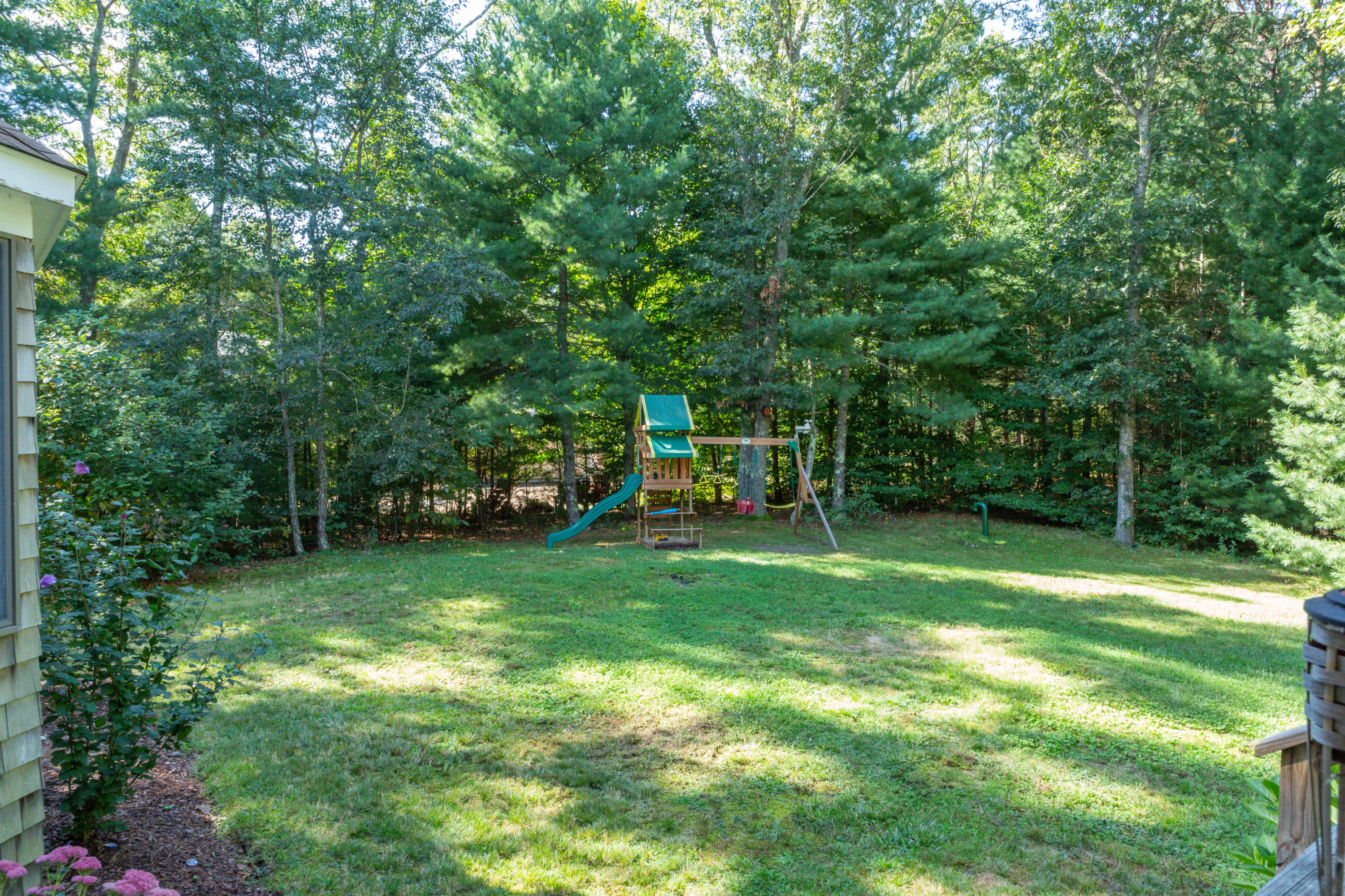 81 Harlow Road Sandwich, MA 02563 - Photo 23 of 31 81Harlow-4719