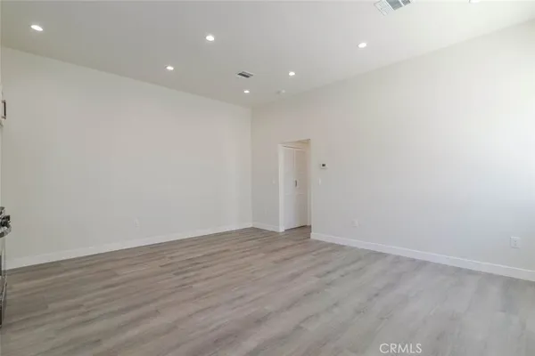 $2,500 | 10656 Nassau Avenue, Sunland, CA 91040