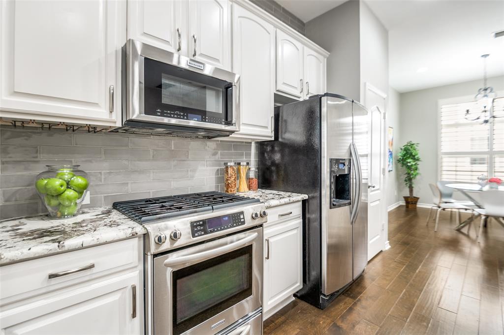 15846 Breedlove Place, Unit 152 Addison, TX 75001 - Photo 9 of 31