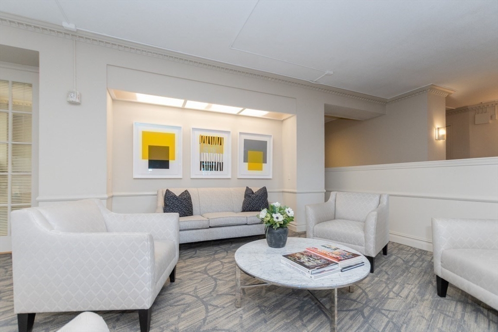 280 Boylston Street, Unit 710 Newton, MA 02467 - Photo 4 of 32