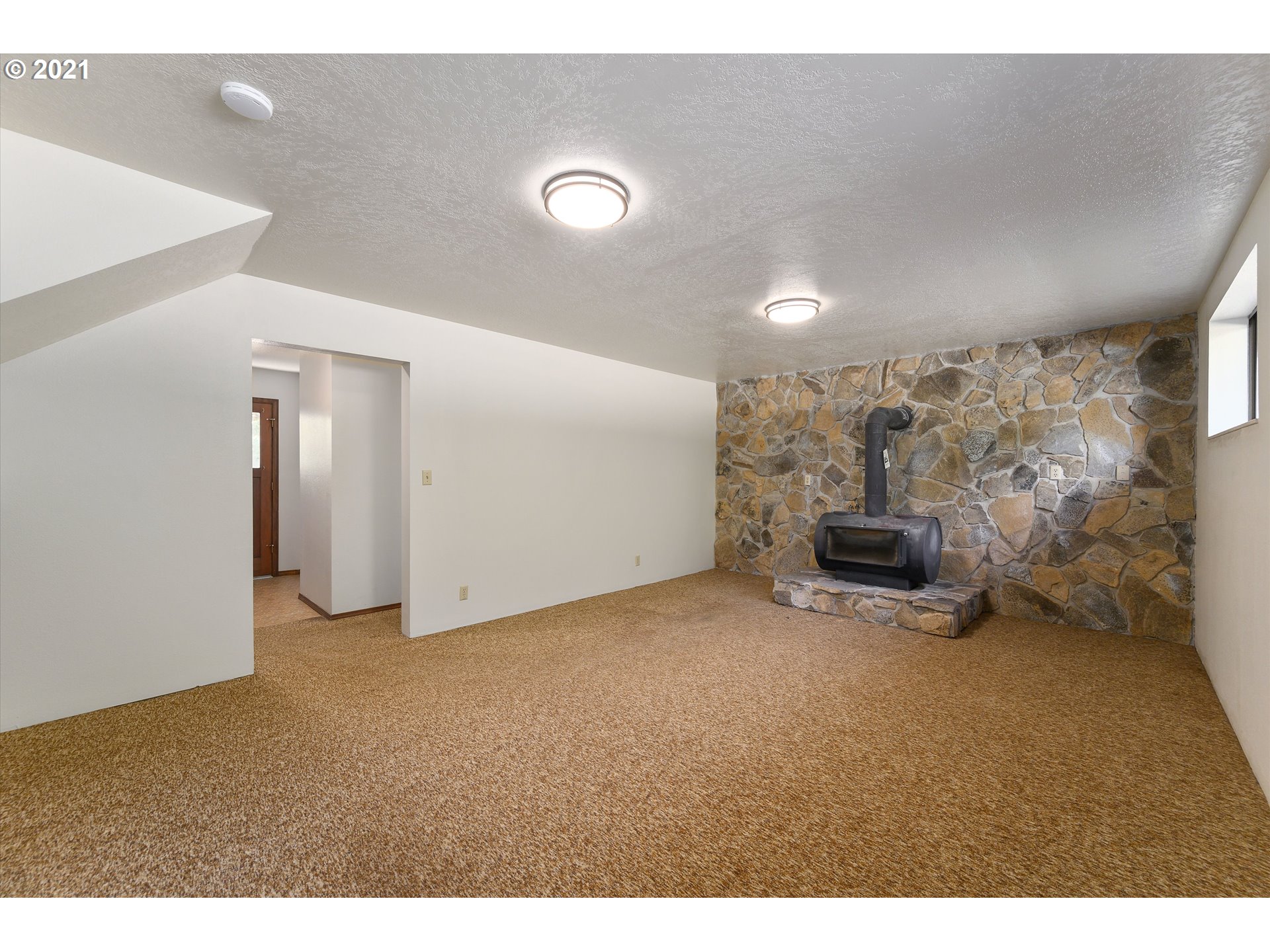 2795 Perrydale Road Dallas, OR 97338 - Photo 16 of 29