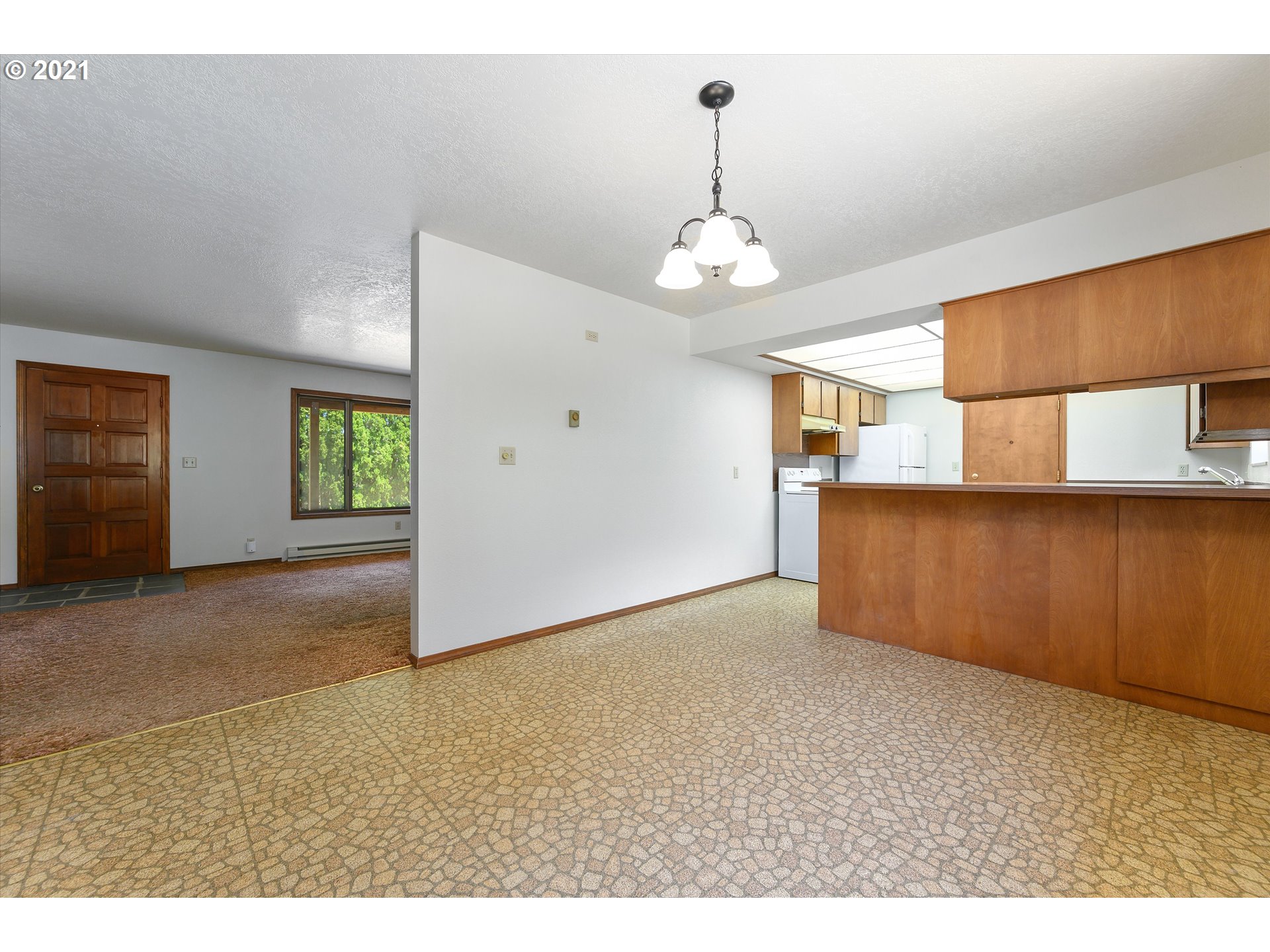 2795 Perrydale Road Dallas, OR 97338 - Photo 9 of 29