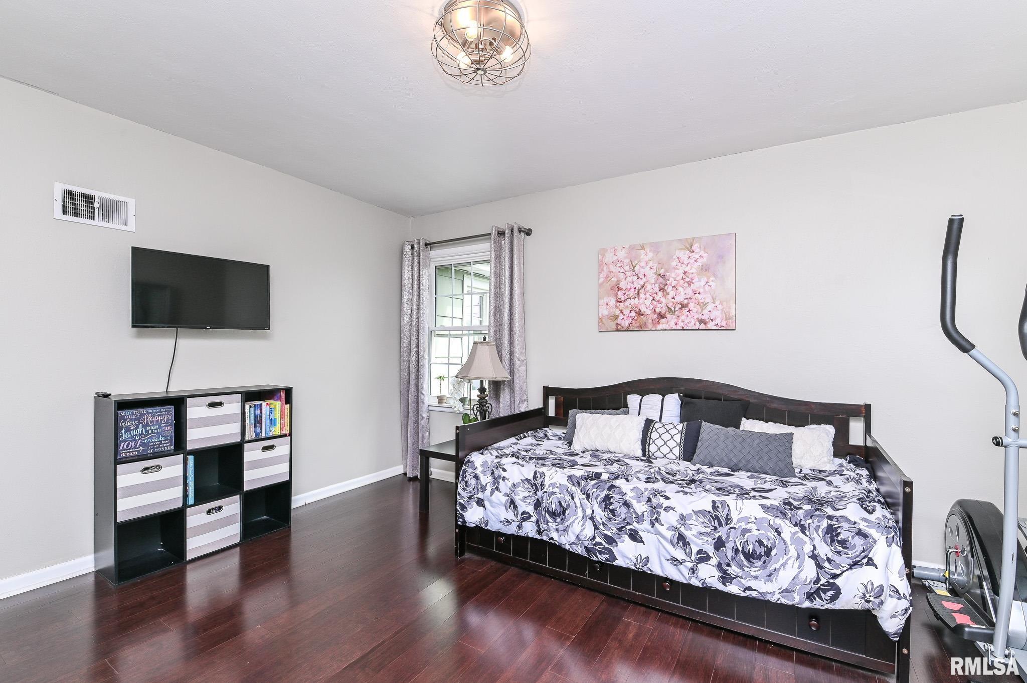 606 West Ridgemont Road Peoria, IL 61614 - Photo 41 of 60 Gallery Image 41