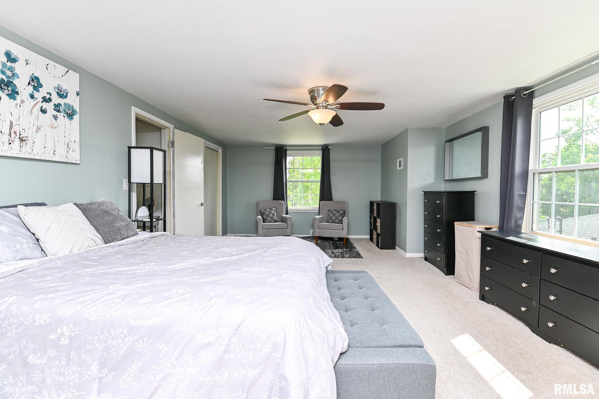 606 West Ridgemont Road Peoria, IL 61614 - Photo 5 of 60 Gallery Image 5