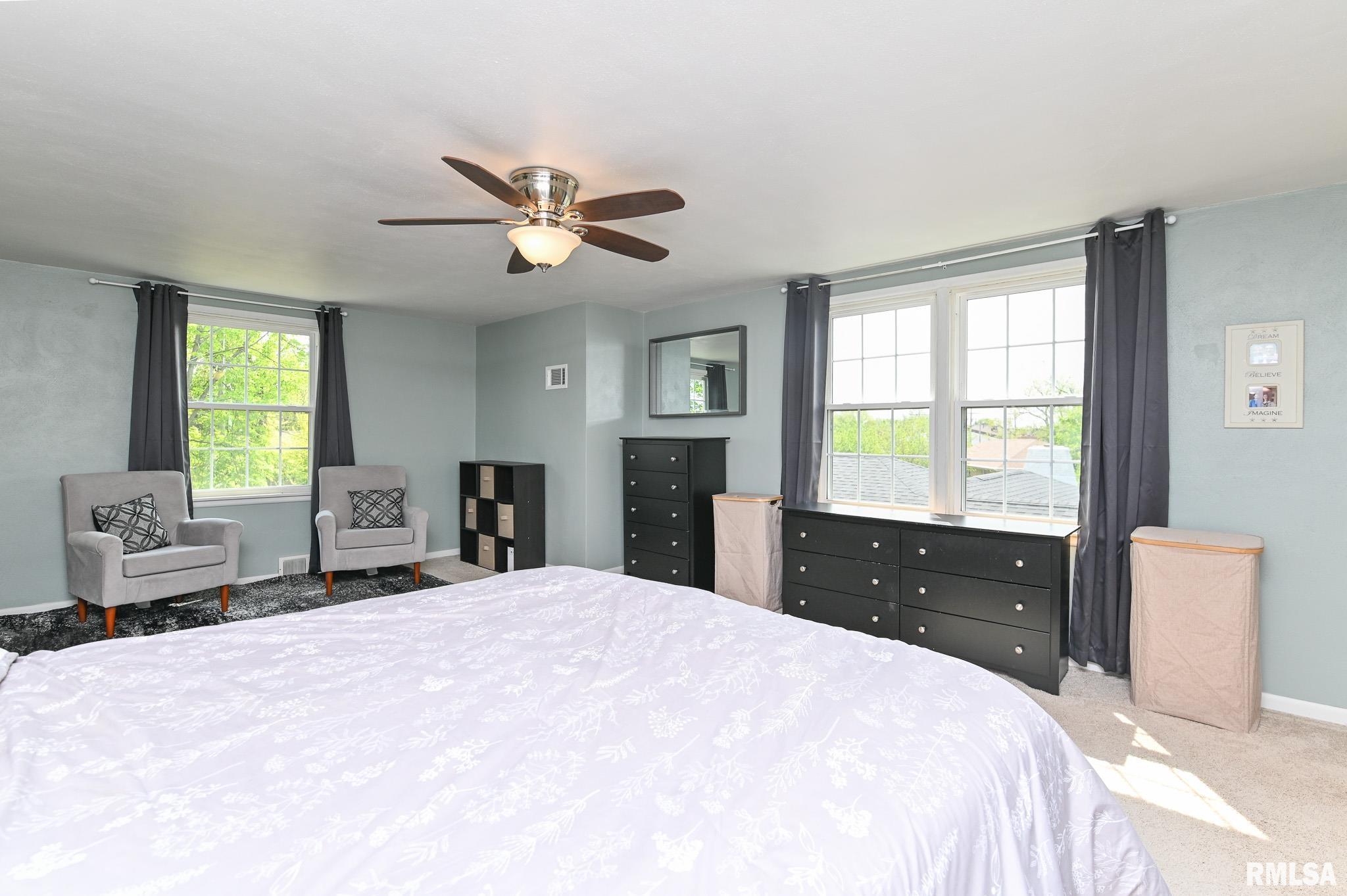 606 West Ridgemont Road Peoria, IL 61614 - Photo 6 of 60 Gallery Image 6