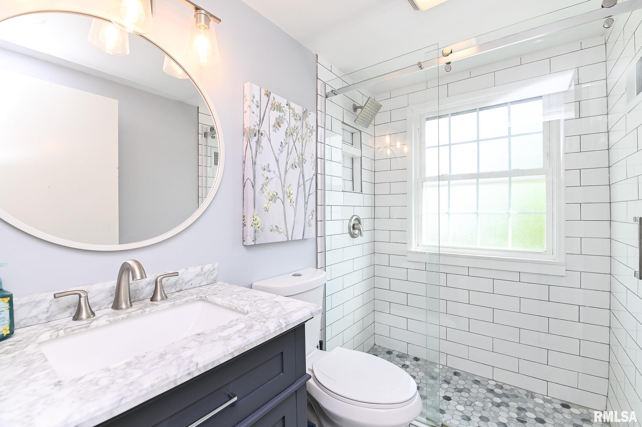 606 West Ridgemont Road Peoria, IL 61614 - Photo 8 of 60 Gallery Image 8